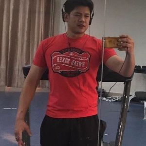 Meet your Posher, Leo